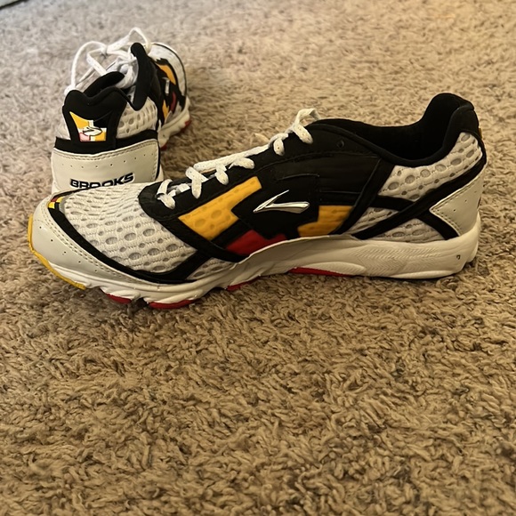 Brooks Racing Flats - Picture 4 of 4